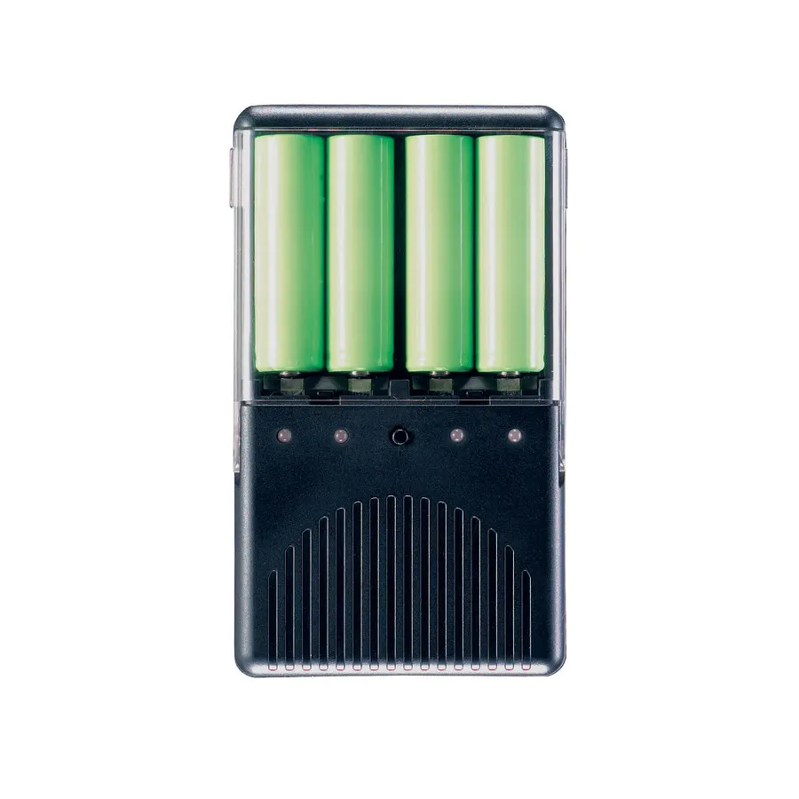 Chargeur rapide pour accumulateurs avec contrôle de l'état d...